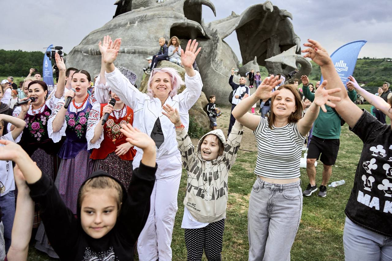 СЕМЕЙНЫЙ ФЕСТИВАЛЬ «СКАЗКИ РОССИИ» ПРОШЕЛ НА «КУДЫКИНОЙ ГОРЕ» ПРИ ПОДДЕРЖКЕ АО «ПРОГРЕСС» 